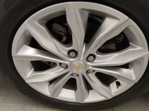 Used 2023 Chevrolet Malibu LT image 31