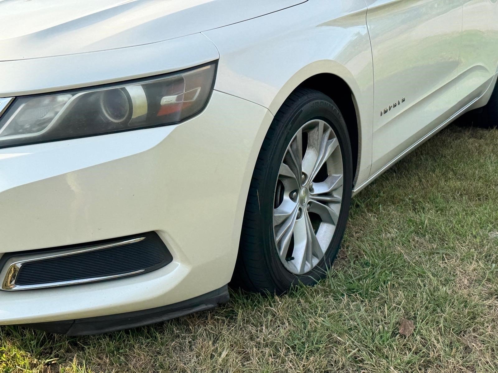 Used 2014 Chevrolet Impala LT w/ Premium Seating Package FWD image 4
