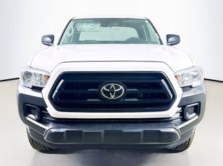 Used 2023 Toyota Tacoma SR video 2