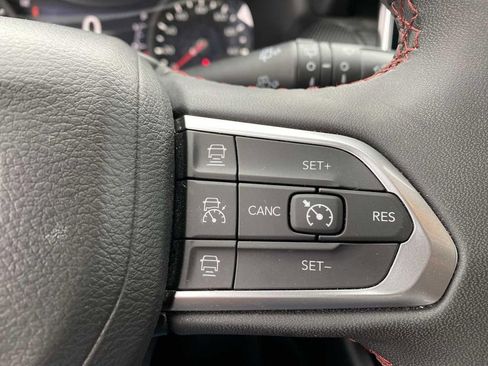 Used 2024 Jeep Compass Trailhawk AWD/4WD image 21