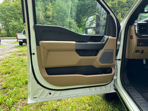 New 2025 Ford F250 Lariat w/ Lariat Ultimate Package image 22