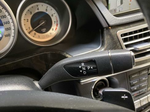 Used 2014 Mercedes-Benz E 350 4MATIC Wagon image 17