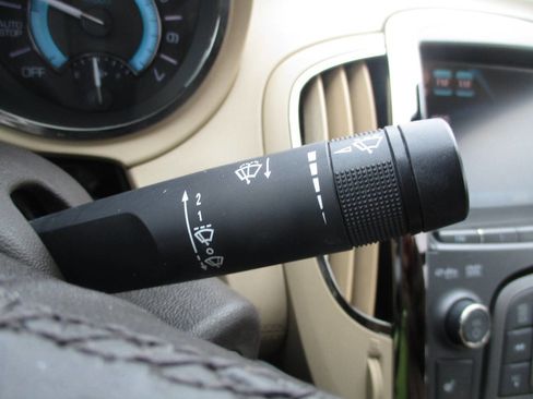 Used 2012 Buick LaCrosse Premium w/ Driver Confidence Package image 31