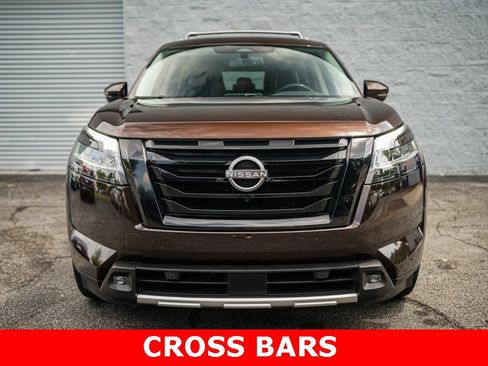 Used 2022 Nissan Pathfinder SL w/ SL Black Package image 4