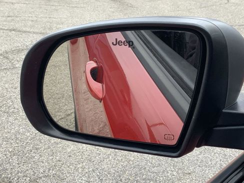 Used 2018 Jeep Compass Trailhawk w/ Navigation Group image 20