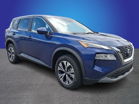 Used 2023 Nissan Rogue SV AWD/4WD image 3