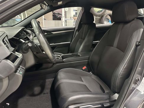 Used 2020 Honda Civic Sport image 13