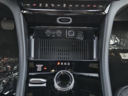 New 2026 Jeep Grand Cherokee Limited AWD/4WD image 14
