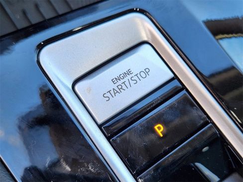 New 2025 Volkswagen Atlas SEL image 15