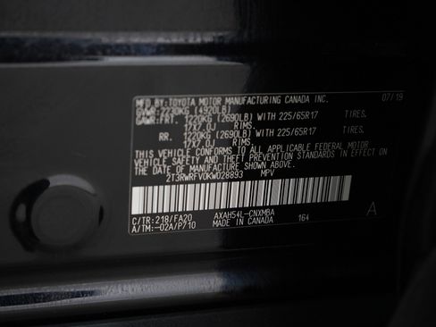 Used 2019 Toyota RAV4 XLE w/ Convenience Package image 29