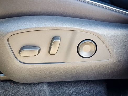 New 2026 Buick Enclave Sport Touring w/ Power Package image 18