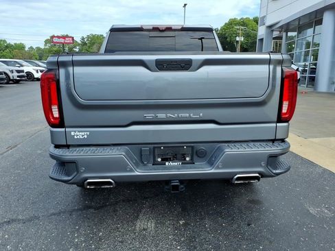 Used 2021 GMC Sierra 1500 Denali w/ Denali Ultimate Package AWD/4WD image 5