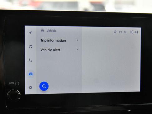 Used 2024 Toyota Corolla SE w/ SE Package image 21