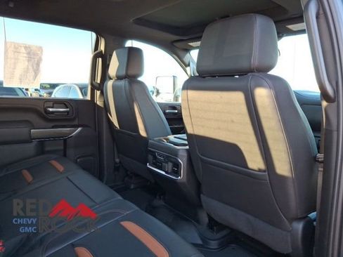 Used 2023 GMC Sierra 2500 AT4 w/ AT4 Premium Plus Package image 31