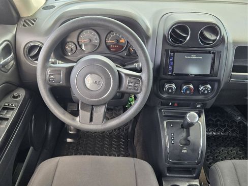 Used 2015 Jeep Patriot Sport w/ Power Value Group FWD image 23