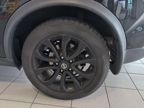 Used 2017 Nissan Juke SV image 40