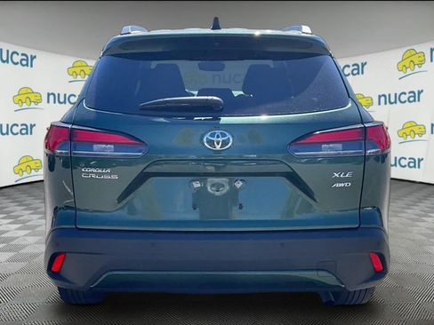 Used 2025 Toyota Corolla Cross XLE AWD/4WD image 3