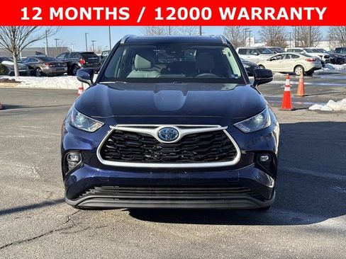 Used 2022 Toyota Highlander XLE image 6