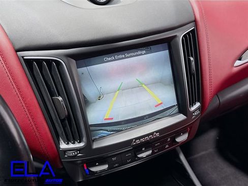 Used 2019 Maserati Levante image 17