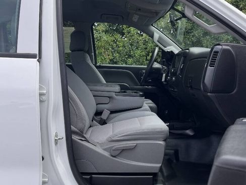 Used 2016 Chevrolet Silverado 2500 W/T AWD/4WD image 16
