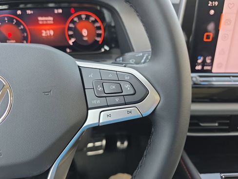 New 2026 Volkswagen Atlas Peak Edition image 23