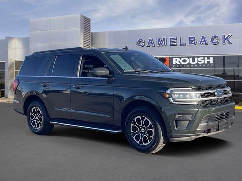 Used 2022 Ford Expedition XLT image 8