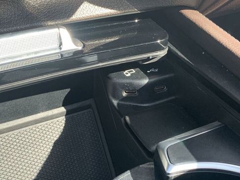 Used 2022 Mercedes-Benz GLS 450 4MATIC image 20