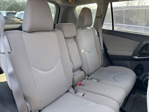 Used 2012 Toyota RAV4 4WD image 12