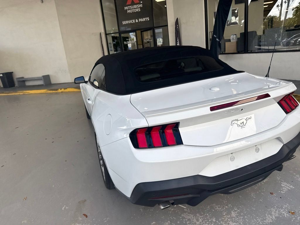 Used 2024 Ford Mustang Premium RWD image 6