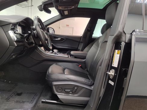 Used 2021 Audi Q8 Premium AWD/4WD image 11