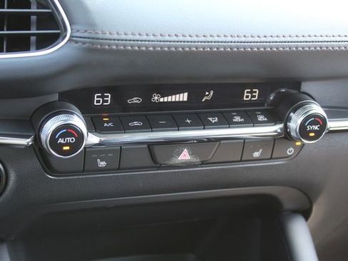 New 2026 MAZDA MAZDA3 2.5 S Hatchback w/ Premium Pkg FWD image 23