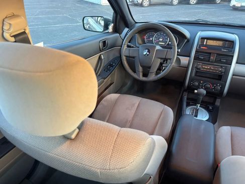 Used 2005 Mitsubishi Galant ES image 20