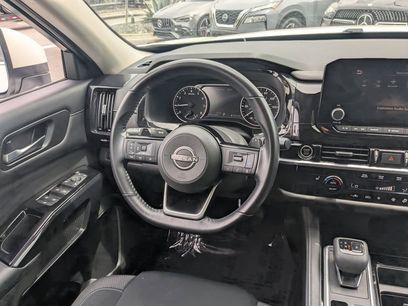 Used 2022 Nissan Pathfinder SV