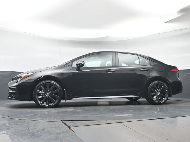 Certified 2024 Toyota Corolla SE FWD image 30