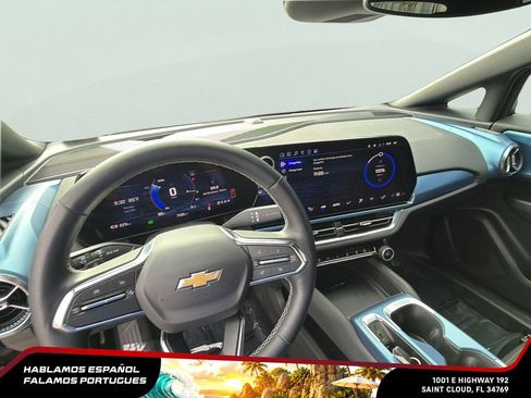 Certified 2025 Chevrolet Equinox EV LT w/ Convenience Package FWD image 15