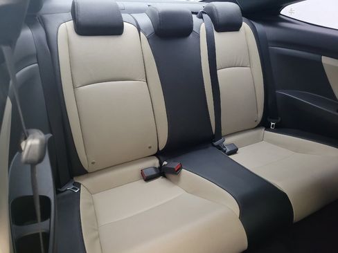 Used 2017 Honda Civic Touring image 19