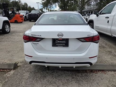 Used 2024 Nissan Sentra SV FWD image 6