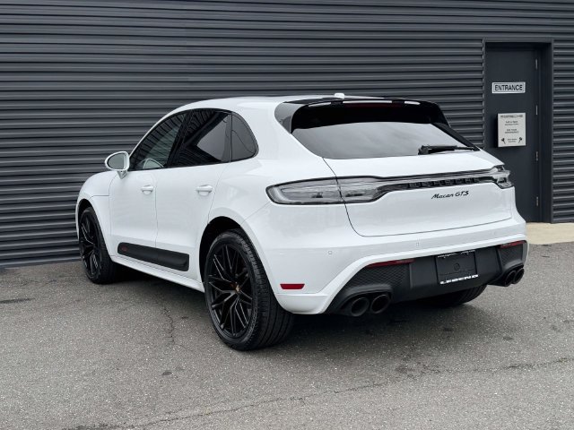 Certified 2024 Porsche Macan GTS AWD/4WD image 4