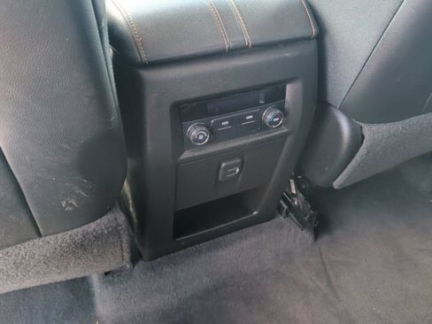 Used 2019 Chevrolet Traverse LT w/ LPO, Floor Liner Package AWD/4WD image 35