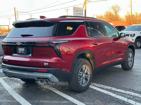 New 2026 Chevrolet Traverse LT w/ Enhanced Driving Package image 6