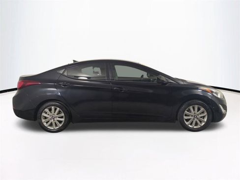 Used 2014 Hyundai Elantra SE w/ Option Group 02 image 4