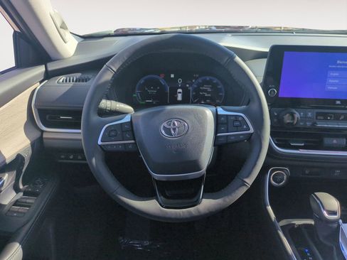 New 2026 Toyota Grand Highlander AWD Hybrid image 12
