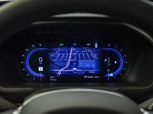 Certified 2025 Volvo XC90 B6 Plus image 30