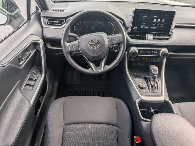 Certified 2023 Toyota RAV4 SE w/ Convenience Package AWD/4WD image 18