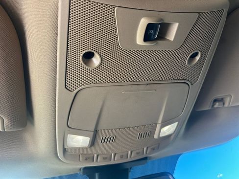 Used 2016 Ford F150 Lariat w/ Equipment Group 502A Luxury image 18