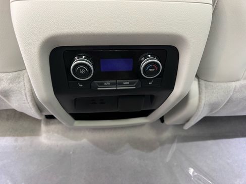 New 2026 Buick Enclave Avenir w/ Super Cruise Package image 13