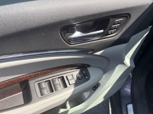 Used 2018 Acura MDX SH-AWD w/ Technology Package image 16