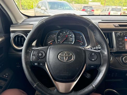 Used 2013 Toyota RAV4 Limited AWD/4WD image 7