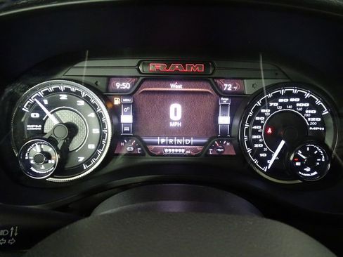 Used 2022 RAM 1500 Laramie image 34