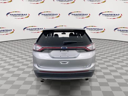 Used 2018 Ford Edge Titanium AWD/4WD image 7